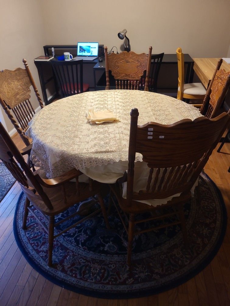 Antiques Table With 5 Chairs And China Cabinet 